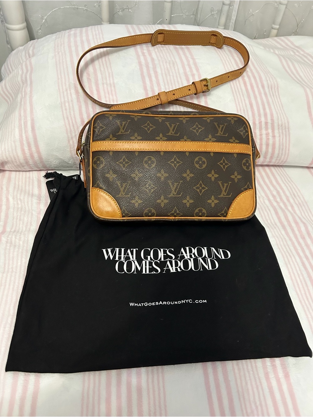 Louis Vuitton Trocadero 27 M51274 Monogram Canvas Crossbody Shoulder Bag Vintage